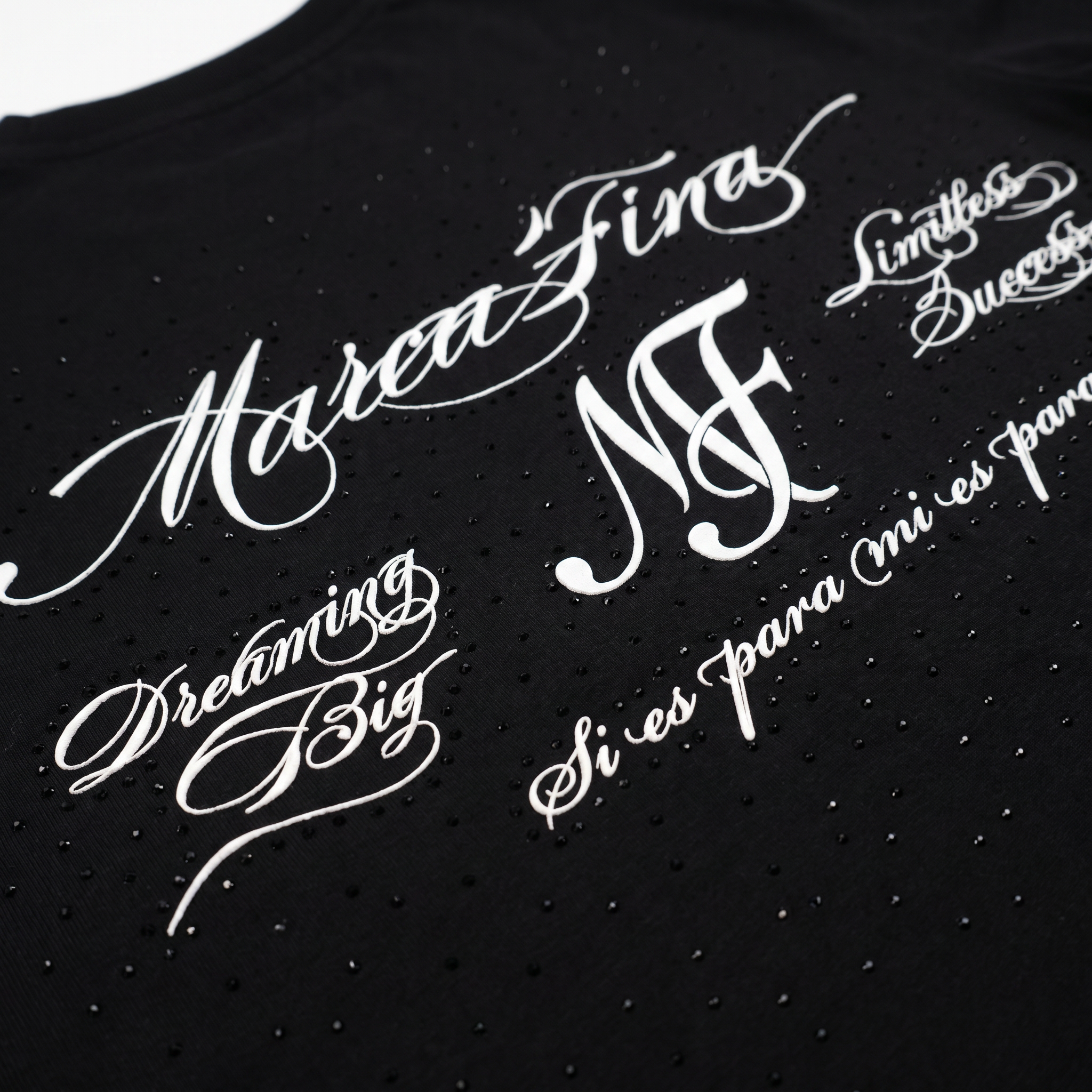 BLACK LIMITLESS GROWTH TEE RELAXED